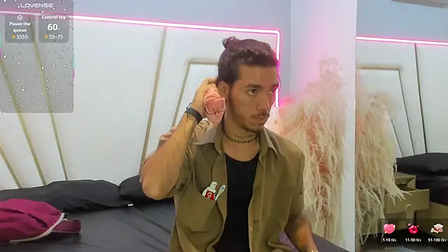 AngeloRoush Webcam show