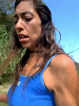 Lalla_Amani Chat XXX live