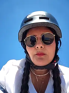 bellapaty live XXX chat