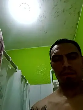 jair20's Live XXX Chat