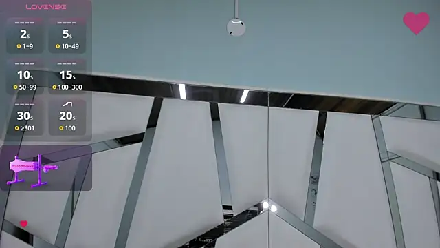 Emily_Collins_1 Live XXX Chat