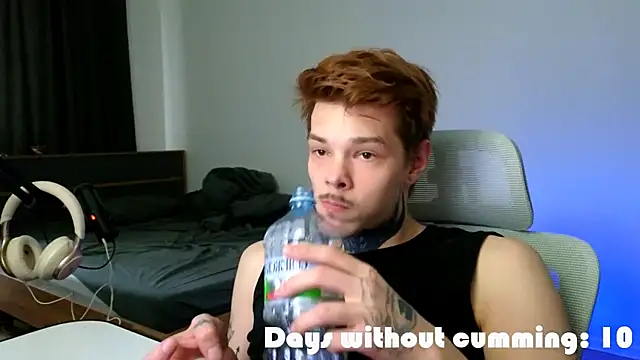 DENIS_HERE's Live XXX Chat