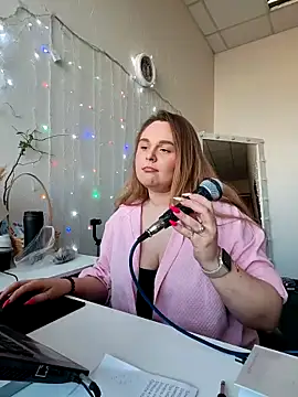 Juicy_PeachLux Live XXX-Chat