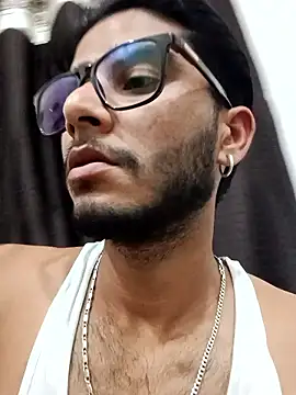 CoralN Pertunjukan Webcam