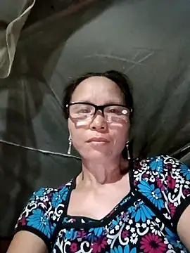 Tina6886 Chat XXX in diretta