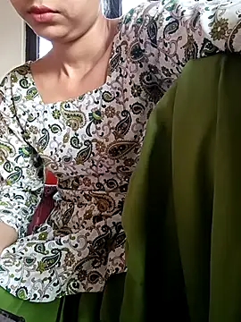 XXX chat uživo modela KumarSilencesex21