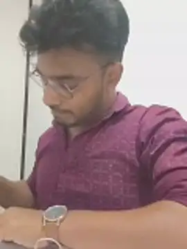 Hotbullforgirlzz 在線直播表演