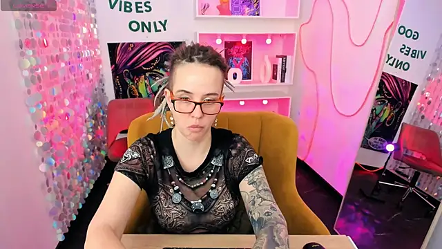 Chat +18 de LisaFoxy_y ao vivo