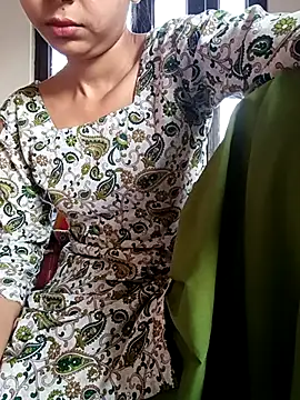 KumarSilencesex21のライブXXXチャット