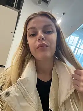 HarrietDart Live XXX-Chat