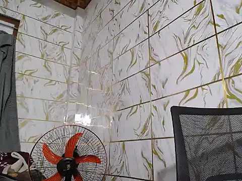 Lyzizi_lovely09 现场XXX聊天