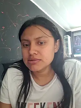 lana_love69 Adlı Modelin Canlı XXX Sohbeti