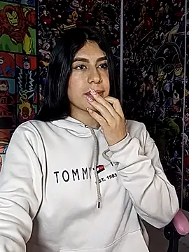 charlottte_wh Adlı Modelin Canlı XXX Sohbeti