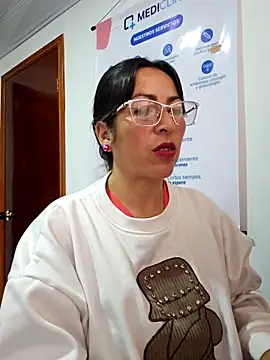 Pokazy przed kamerką – JustSamantha_