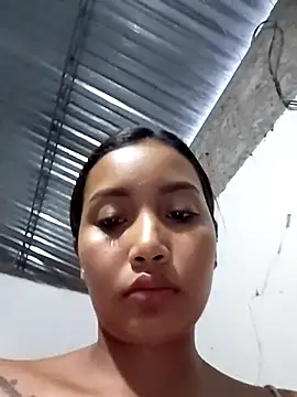 Genesis_18_'s Live XXX Chat