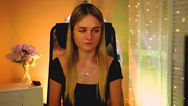 Czat XXX na żywo – DeboraLarson