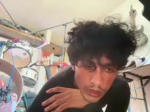 Show modela putitalUISA na web-kameri