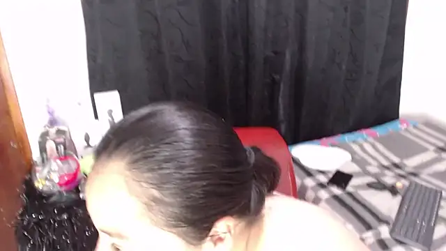 Danna_chubby_: онлайн-секс-чат