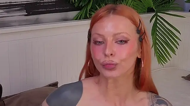 Chat +18 de LanaReals ao vivo