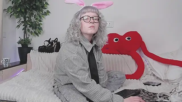 EdythElswick Adlı Modelin Canlı XXX Sohbeti