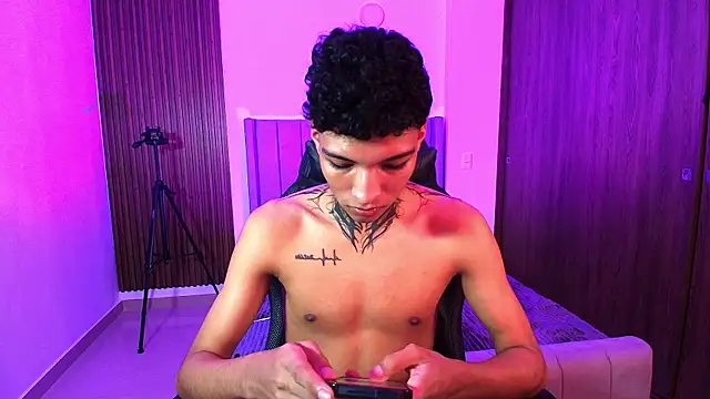 عرض كام im_Usuga