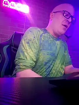 chronic_vibez's Webcam Show