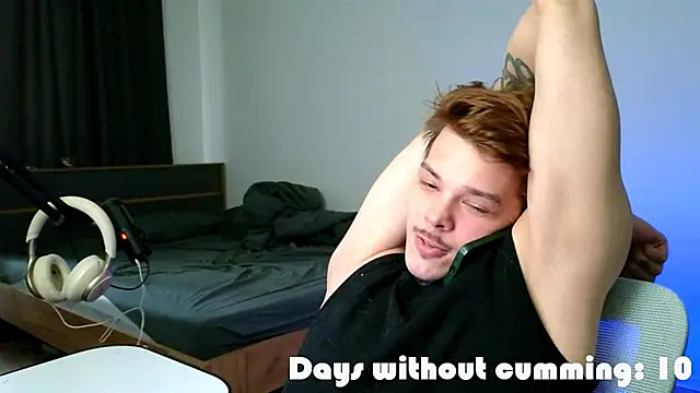 DENIS_HERE: онлайн-секс-чат