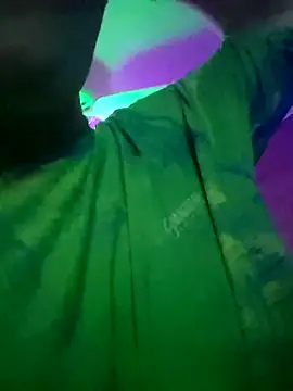 chronic_vibez Show in webcam