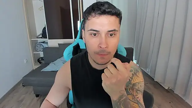 แชท XXX สดของ MatMalonne