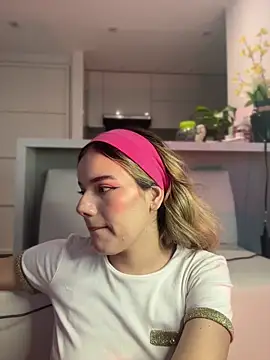 NicoleCut Chat XXX live