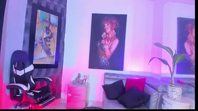 Ciara_HotTs' Webcam Show