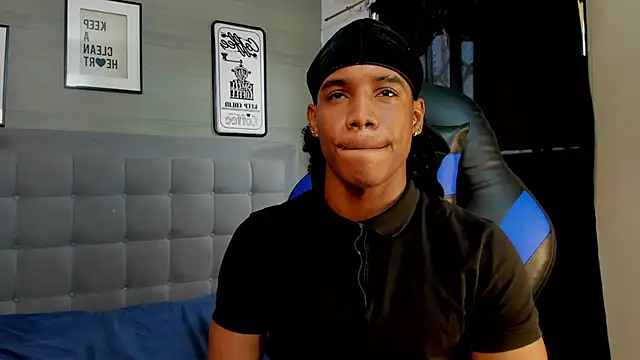 axel_silva4n Webbikameraesitys