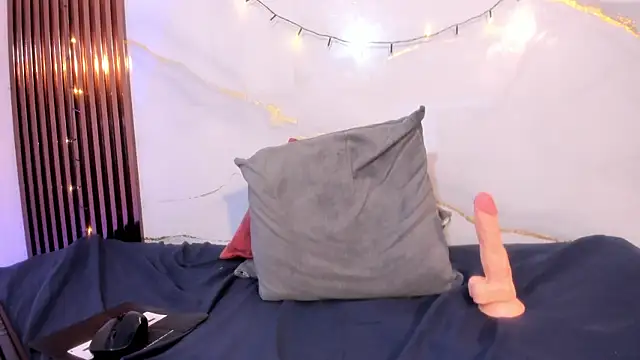 Kiaraa_Queen Live XXX-chat