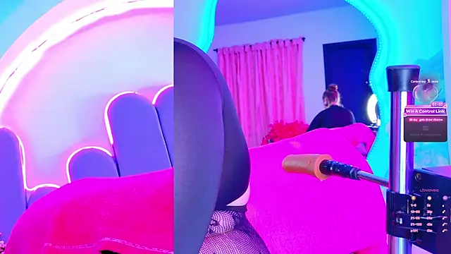 NathaxaLeans Live XXX Chat