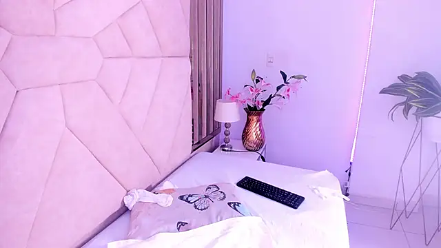 DomenicoRey Pertunjukan Webcam