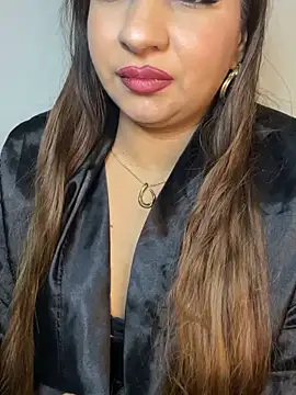 Zeynep-Lahsen 웹캠 쇼