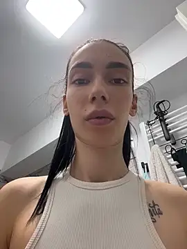 Celine_Roxelle Webcam show