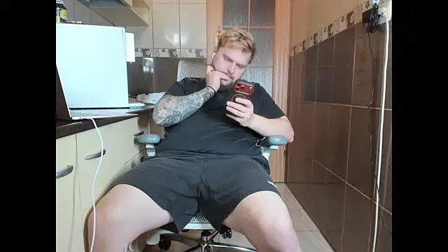 ashtondel Pertunjukan Webcam