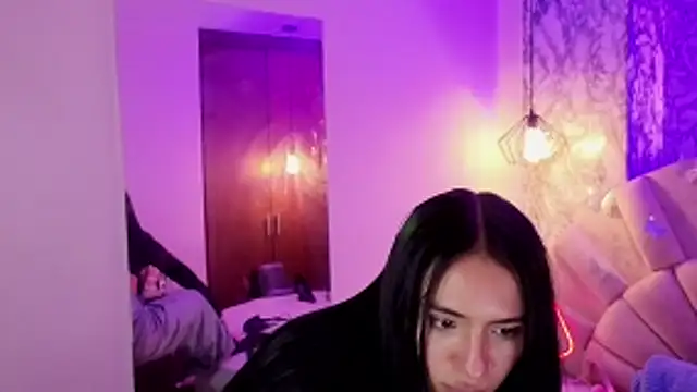 _emma_miller_: онлайн-секс-чат