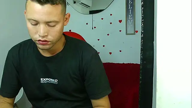 sven_fox723 Adlı Modelin Web Kamerası Şovu