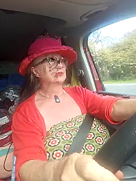 Hot-Muci's Live XXX Chat