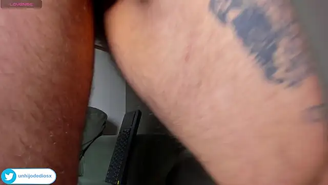 Ackerman_Eren_ Show Webcam