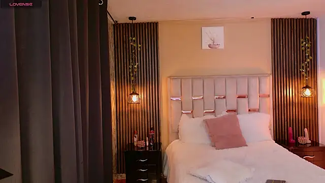 Pokazy przed kamerką – Nathan_Smith_