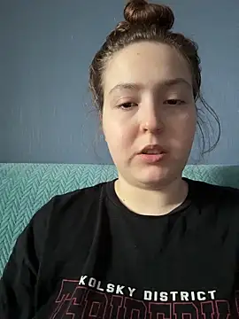 Chatroom XXX en direct de charmingggirl