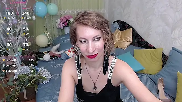 دردشة AdrianaSea الجنسية المباشرة