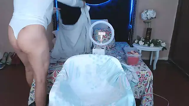 แชท XXX สดของ VioletaaaSlave