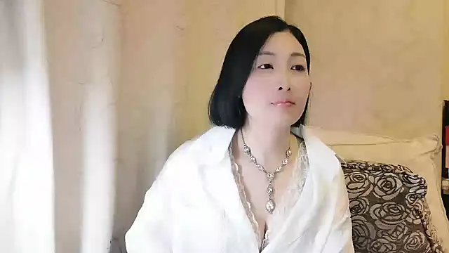 Rachel-6600's Live XXX Chat