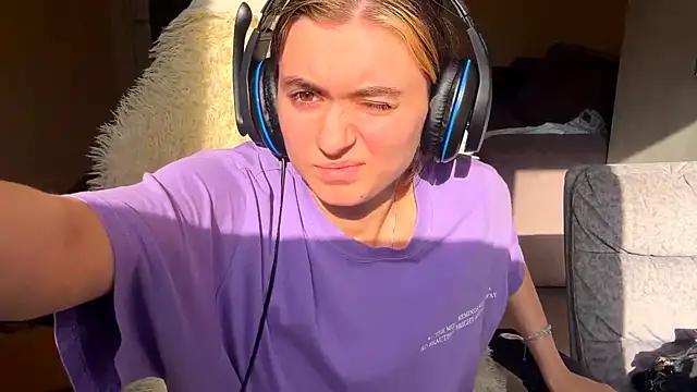 LueIvins – webcam-show