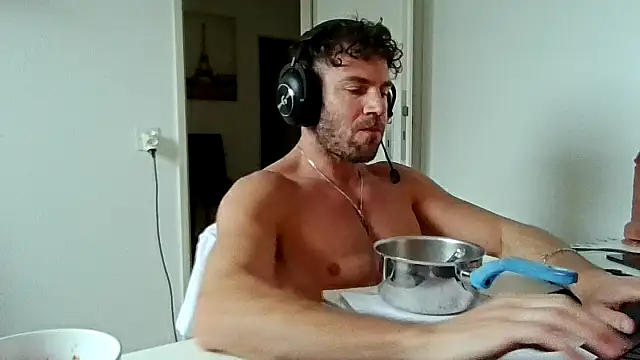 alpha-hunk Live XXX-Chat