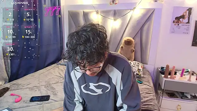 VelvetKai_nom webcam show